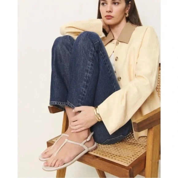 SOLD Reformation Thea Tstrap Sandal - Picture 2 of 7